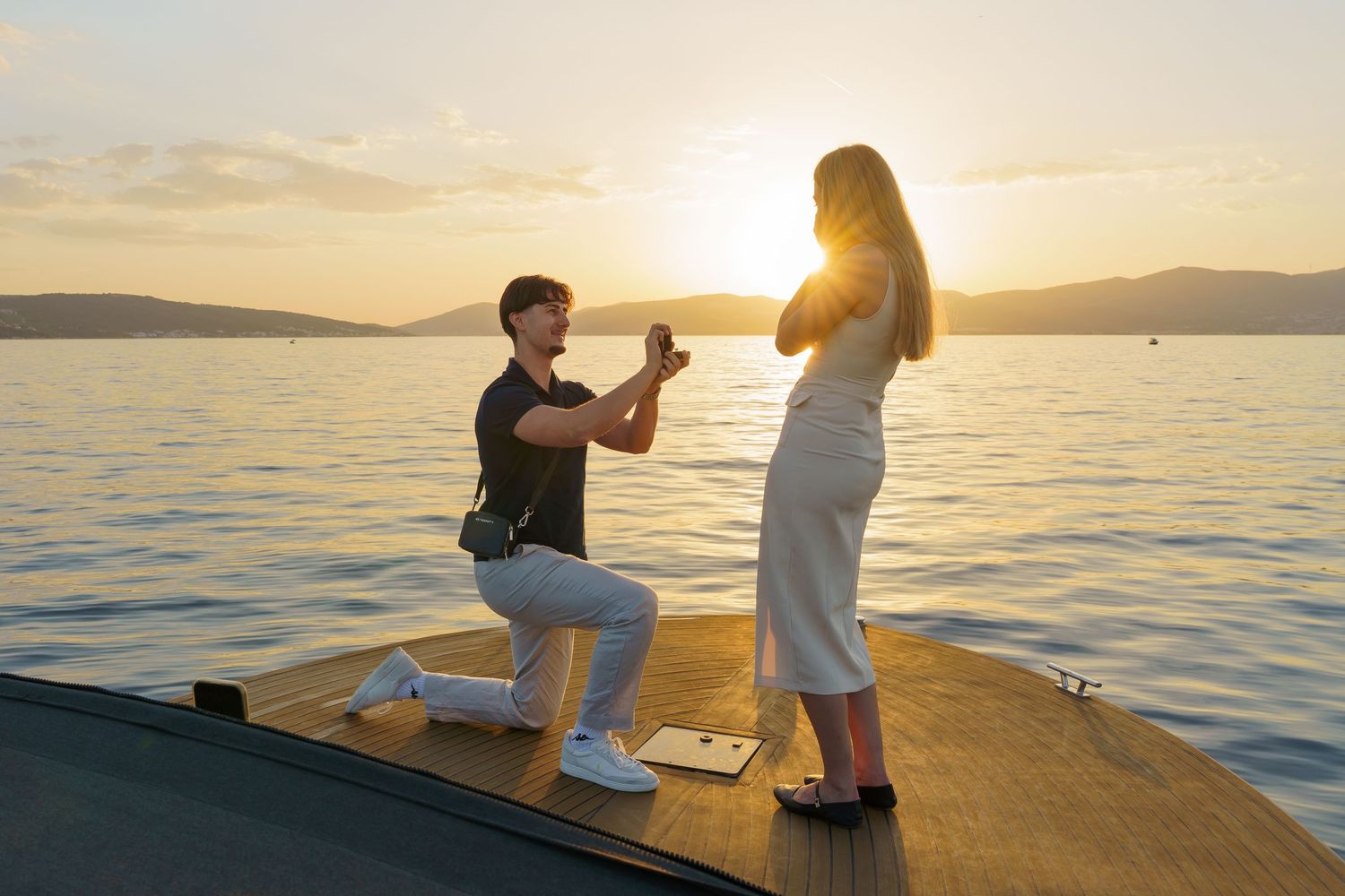 Surprise proposal in Split on a sunset boat trip