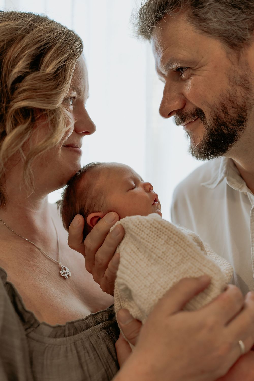 Lifestyle newborn photography in Glenview home studio on the Sunshine Coast.
