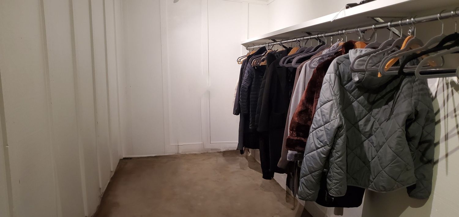 Oak Grove At Jorgensen Farms closet