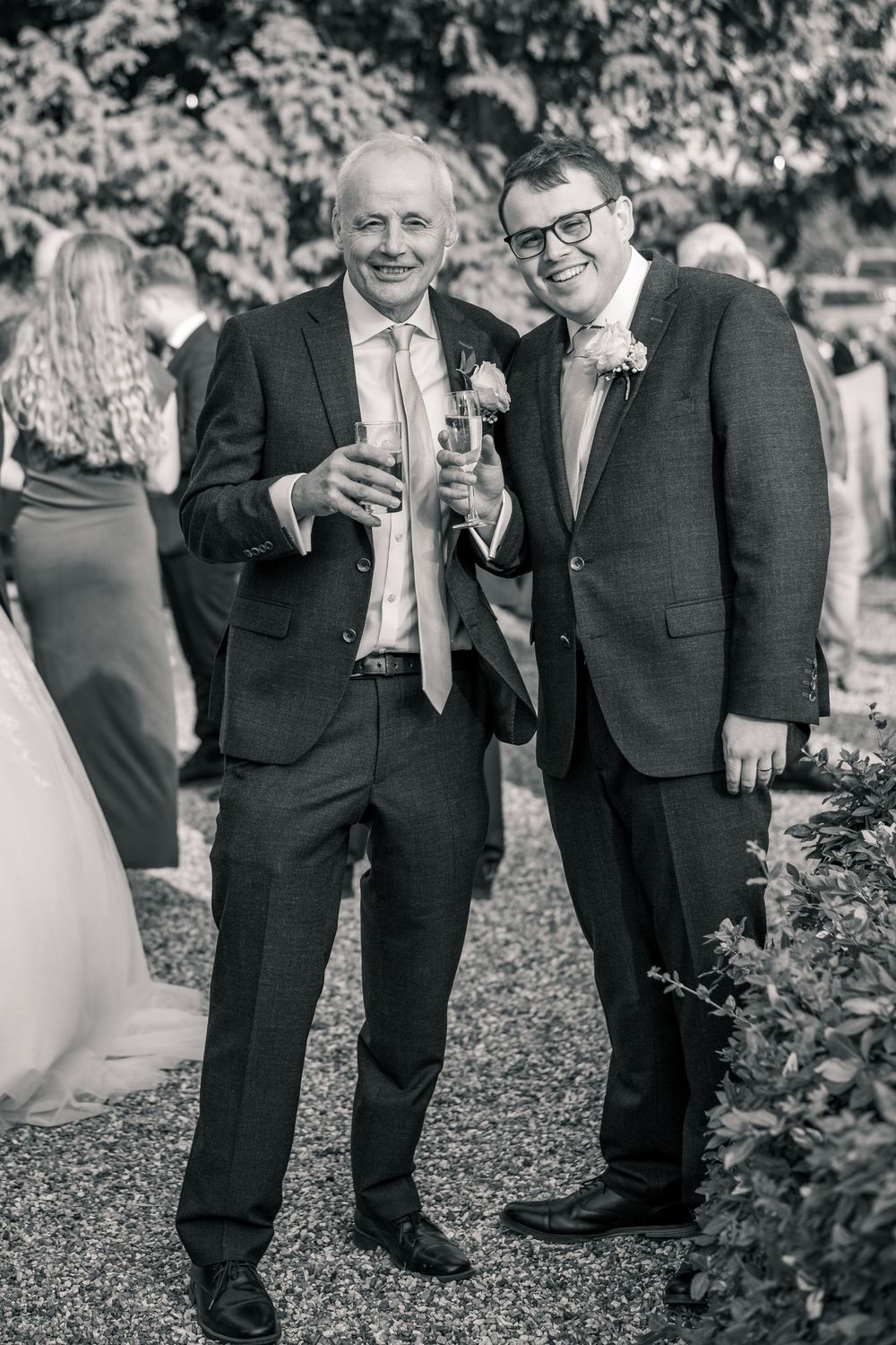 ESSEX WEDDING PHOTOGRAPHER - DOCUMENTARY STYLE PHOTOGRAPHY