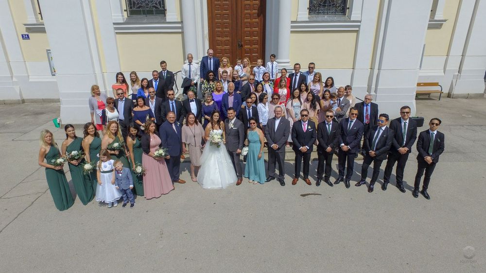 Esküvői fotó és videó – BG Studio