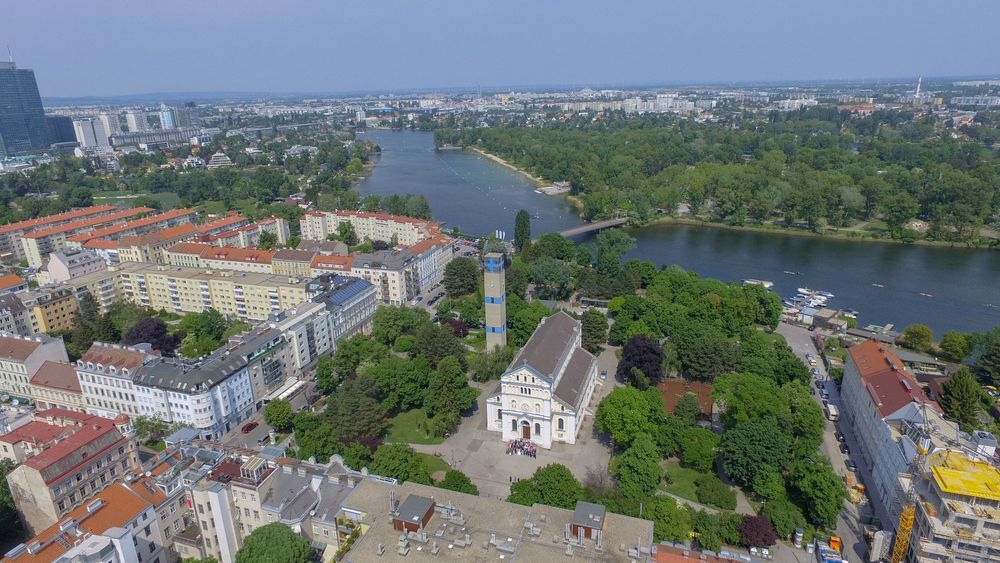 Esküvői fotó és videó – BG Studio