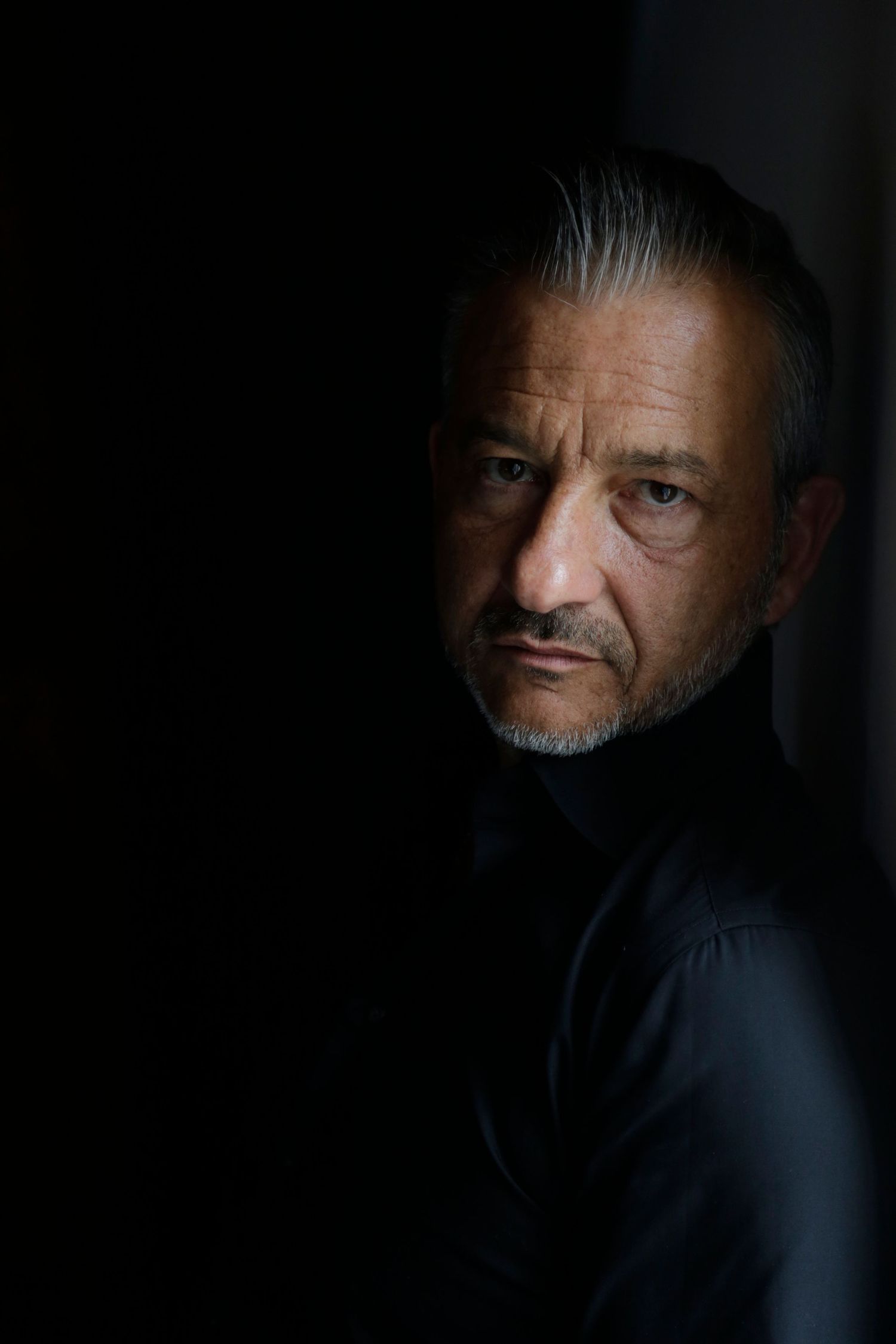 Portrait photography.  Photo by Dayle Prowse.