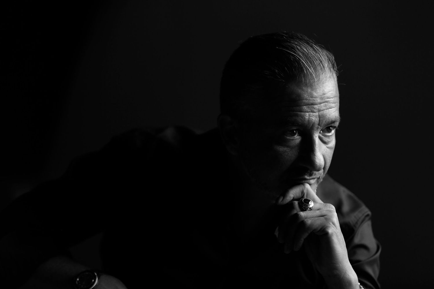 Portrait photography: Black &White. Photo by Dayle Prowse.