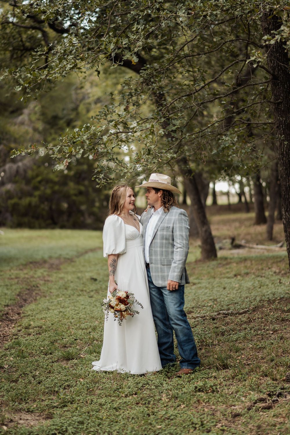 Parker county Texas Wedding photographer, Weatherford tx wedding photographer, dfw wedding photographer