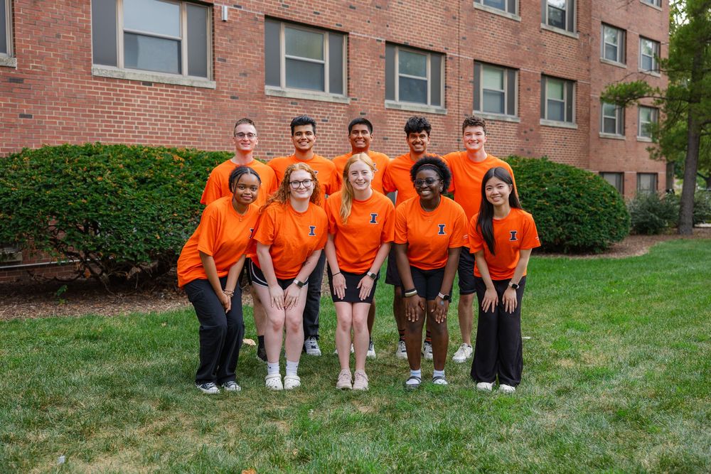 Group of Resident Advisors posing together at the Taft Van Doren Hall