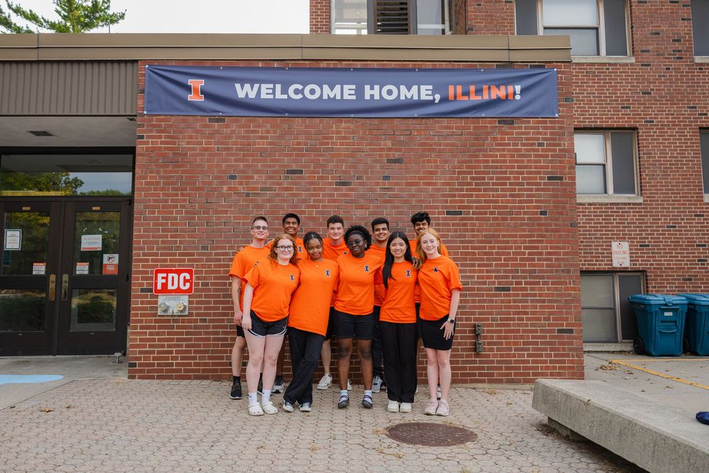 Group photo of students in front of Taft Van Doren resident hall
