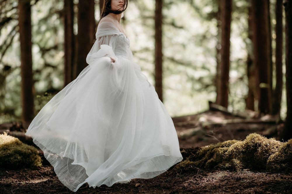 Charlotte Ann Photography - Weddings, Elopements, & Twilight Inspired Wedding Photography. Pacific Northwest, Forks, Washington Photographer
