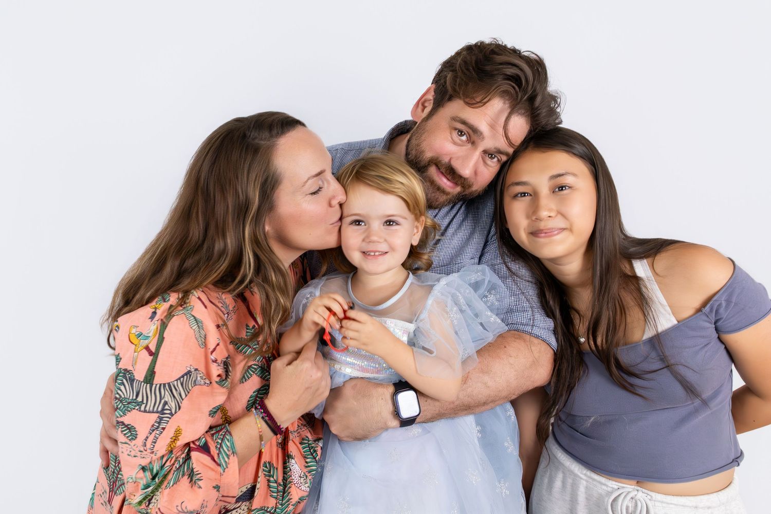 Sometimes what you really need is a fly on the wall to capture all the fun of a family event! Affordably priced event photography!