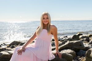 Wilton High School senior girls and boys graduation photos in Ridgefield, Danbury, Redding & South Salem NY Sherwood Island