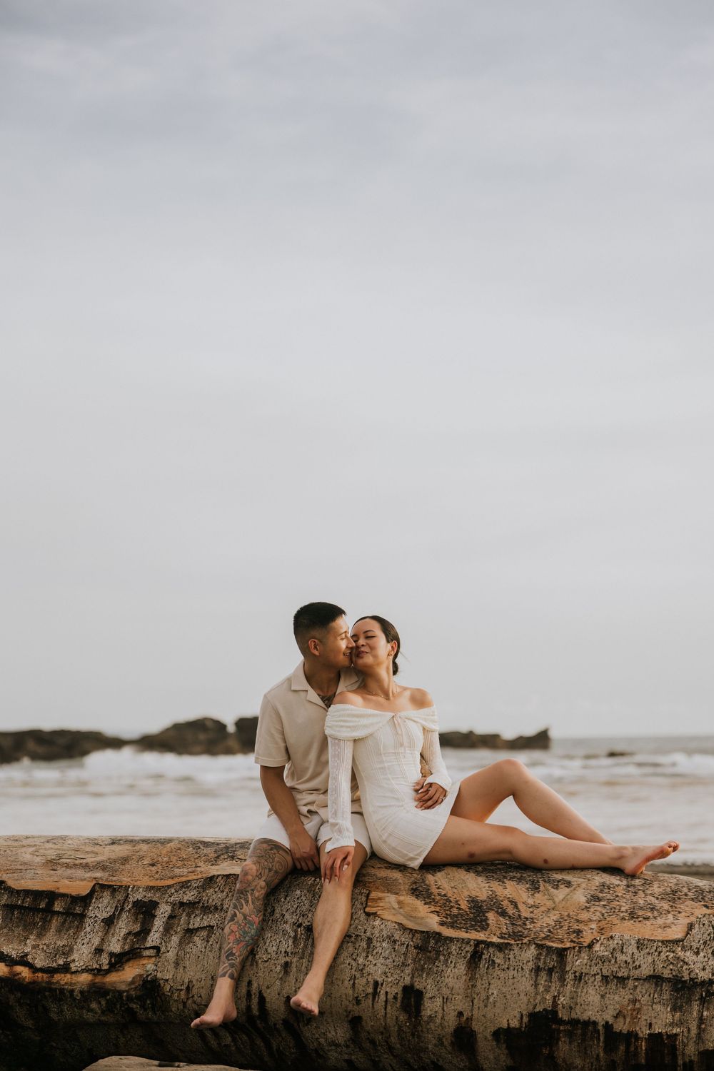 Honeymoon photography Bali with sunset beach at mengening beach