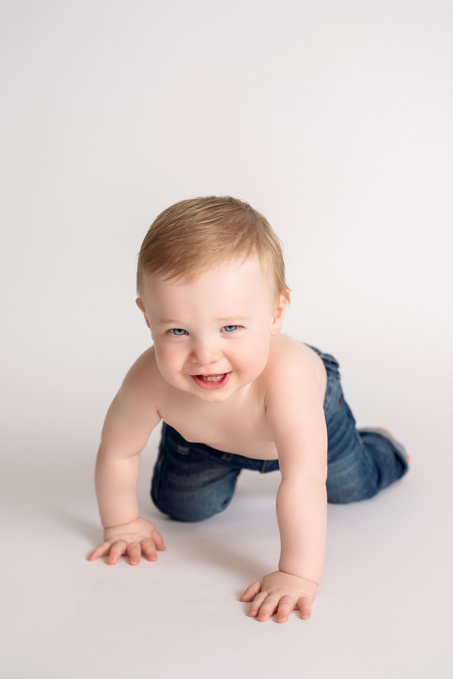 Los Angeles Newborn Photographer near me, Los Angeles Maternity Photography and Newborn Photographer and Cake Smash Photography | JDLA Photo