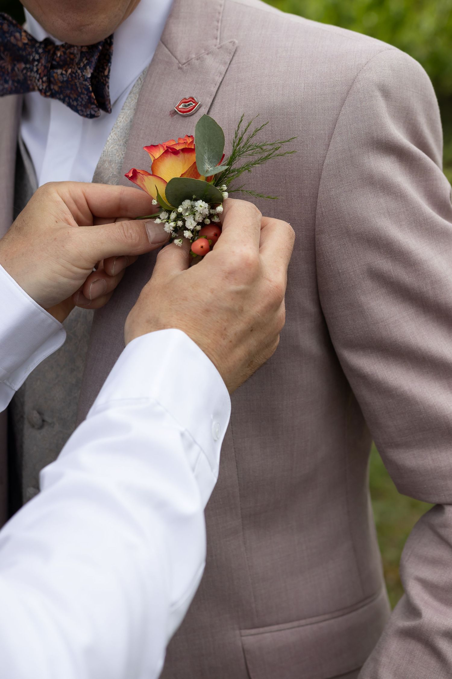mariage, valence, photographe de mariage, 26,07,84, drôme, ardèche, vaucluse, robe de mariée, église, cérémonie laique, couple, amour, union