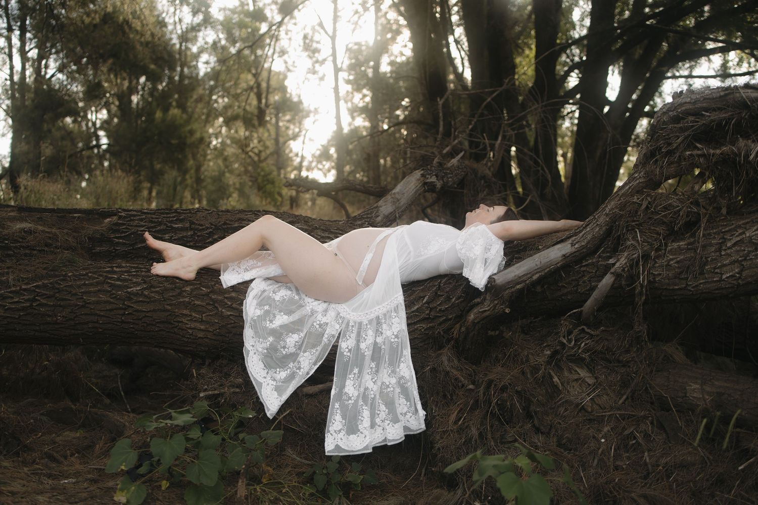 Outdoor Inverell maternity photography