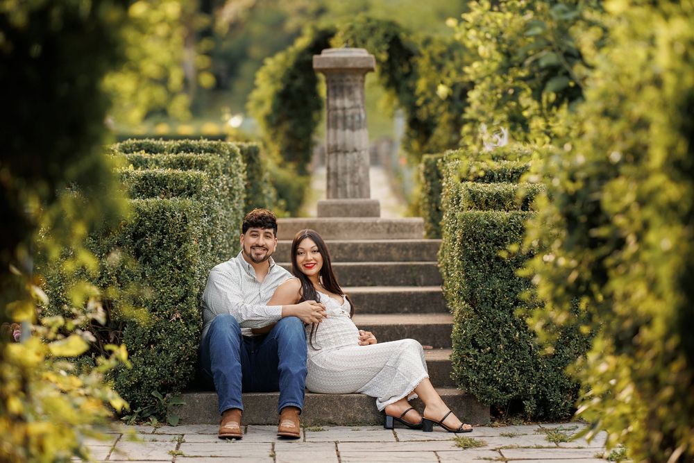 Romantic couple maternity session in Batavia IL captured by Olena Swoboda Photography LLC
