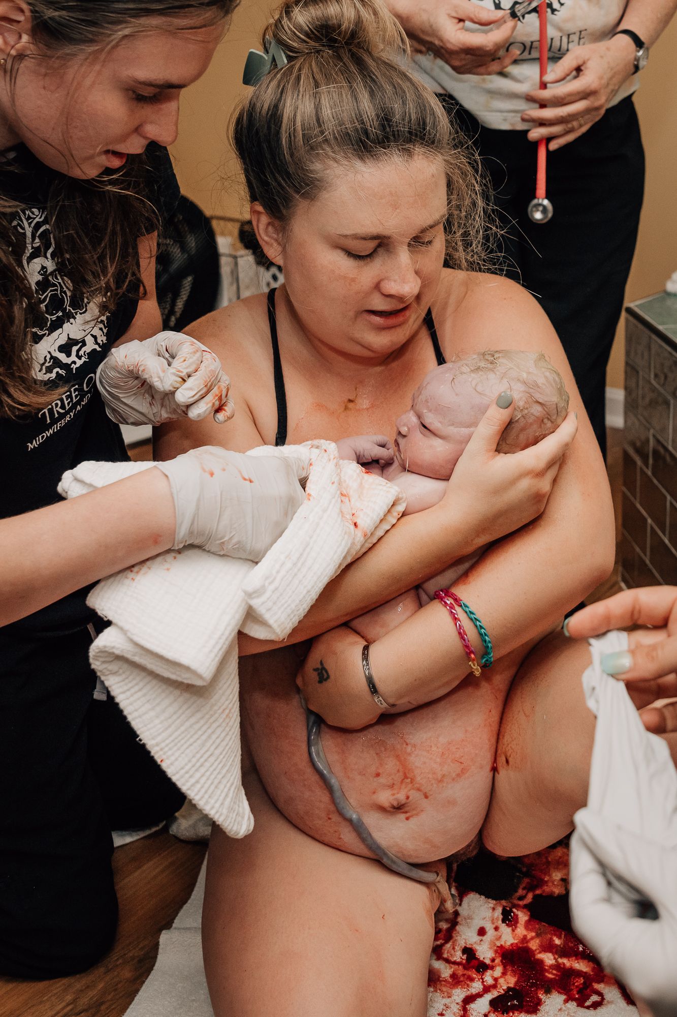 doula and birth photographer near me in northern Virginia
