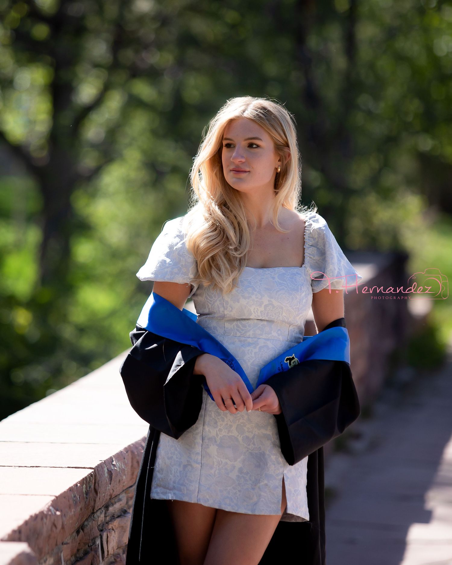 #cuboulder #2025gradsession #boulder #colorado #gradphotographer #graduation #photographer