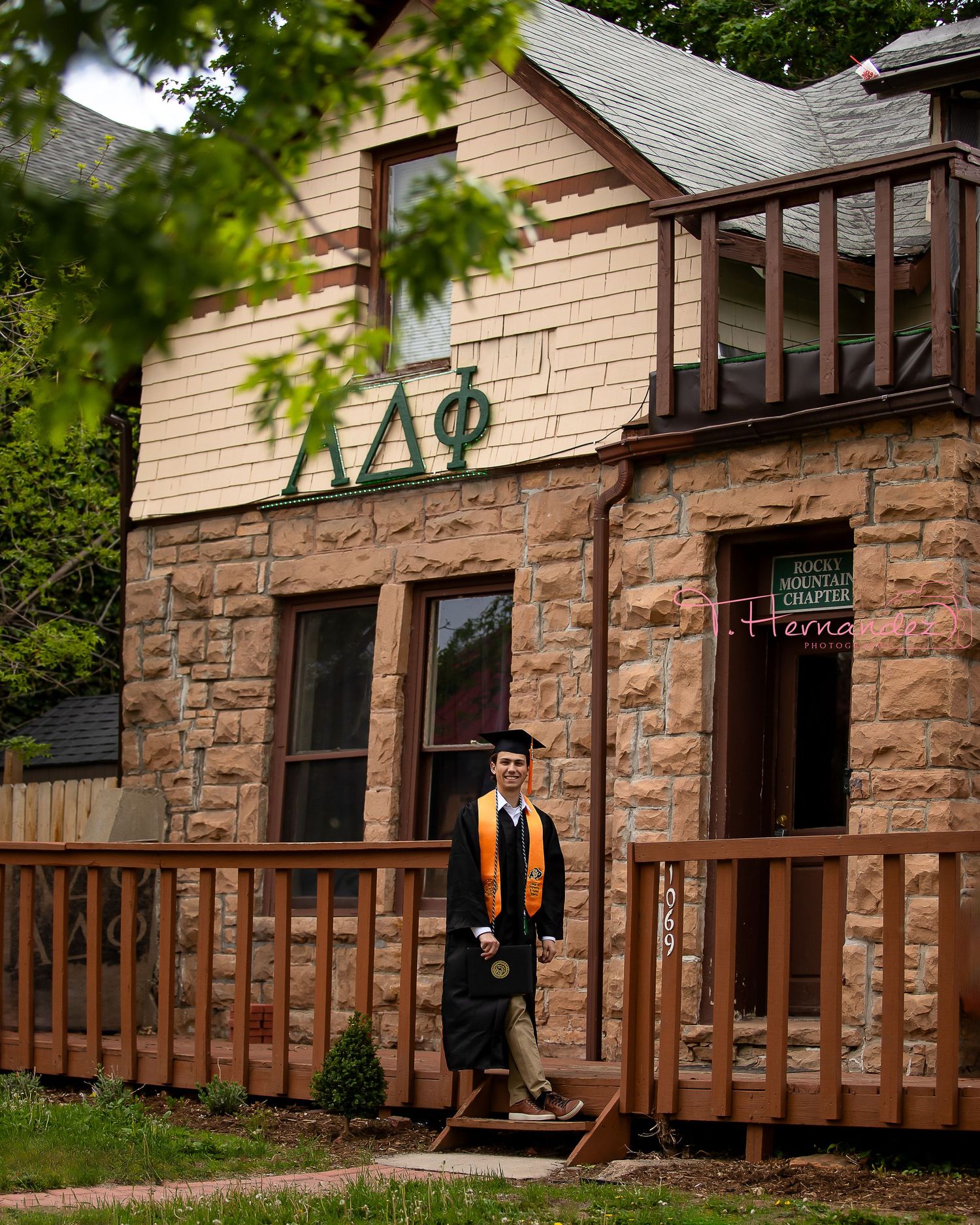 #cuboulder #2025gradsession #boulder #colorado #gradphotographer #graduation #photographer