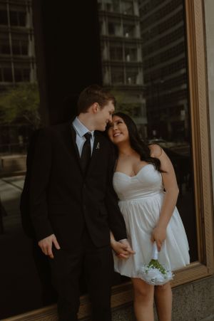 Wedding photographer Davenport IA, wedding photographer Bettendorf IA, wedding photographer Dubuque IA, 
creative wedding photographer
