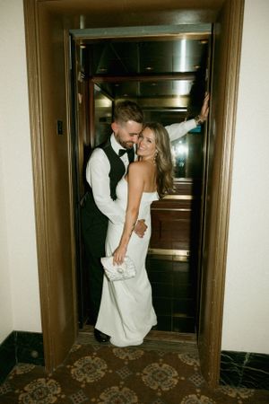 wedding at the blackhawk hotel davenport iowa