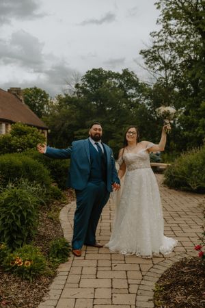 Wedding photographer Davenport IA, wedding photographer Bettendorf IA, wedding photographer Dubuque IA, 
creative wedding photographer