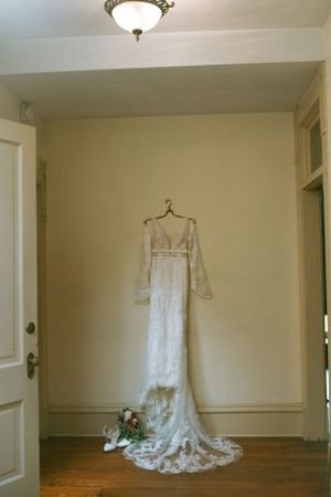 wedding at the renwick mansion davenport iowa
