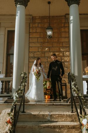 wedding at the renwick mansion davenport iowa