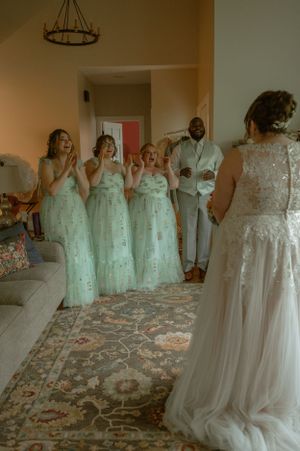 Wedding photographer Davenport IA, wedding photographer Bettendorf IA, wedding photographer Dubuque IA, 
creative wedding photographer