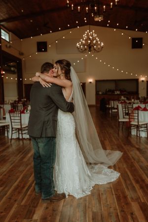 Wedding at Hornbakers Princeton IL