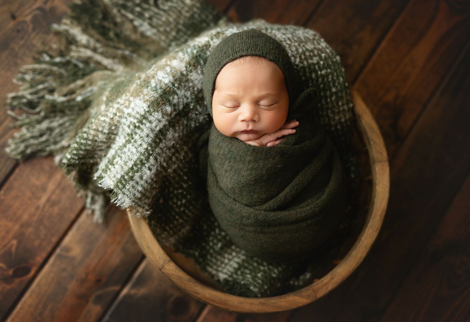 hunter green wrap. Greenville sc newborn photographer, Easley sc newborn photographer, Greenville newborn, Greenville sc photographer, newbo