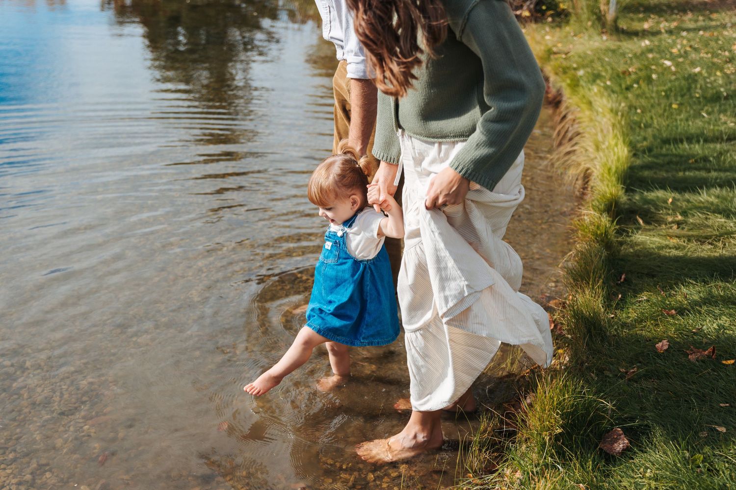 Rundle Park in Edmonton, Family photoshoot, engagement pictures, st.albert photographer, walking trails, photography locations, Leduc
