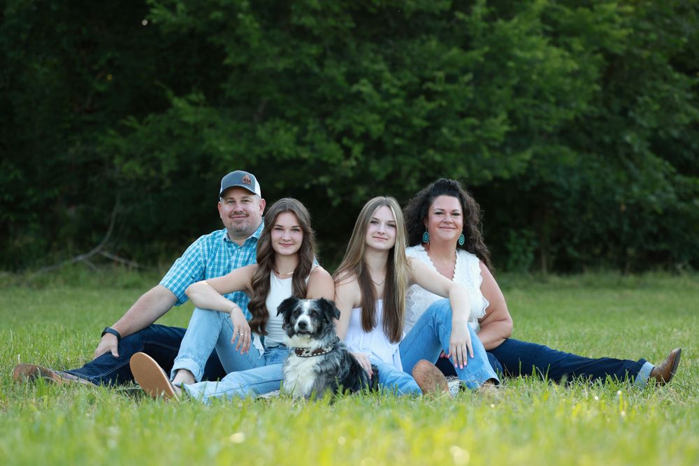 FARM AND FAMILY SESSION. MOBILE VET SERVICE, CLEVELAND, NC