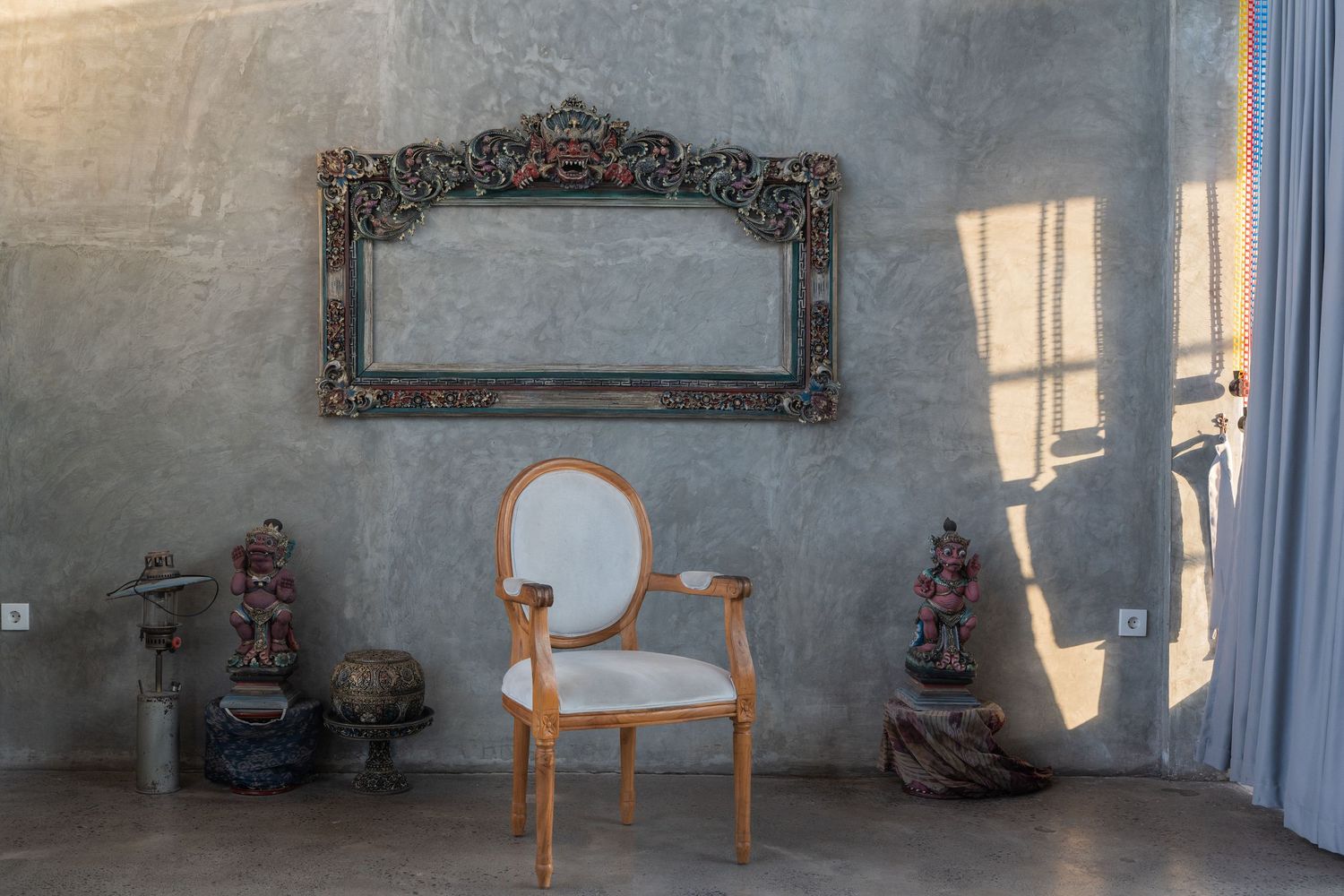Studio photoshoot in Ubud showcasing clean tones and professional image quality.