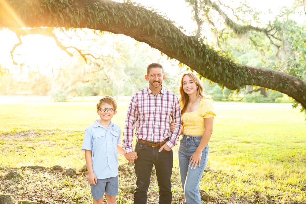 Family session taken at Central Oaks in Central City, LA, just outside of Baton Rouge.
