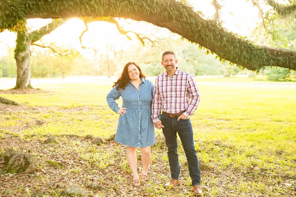 Family session taken at Central Oaks in Central City, LA, just outside of Baton Rouge.