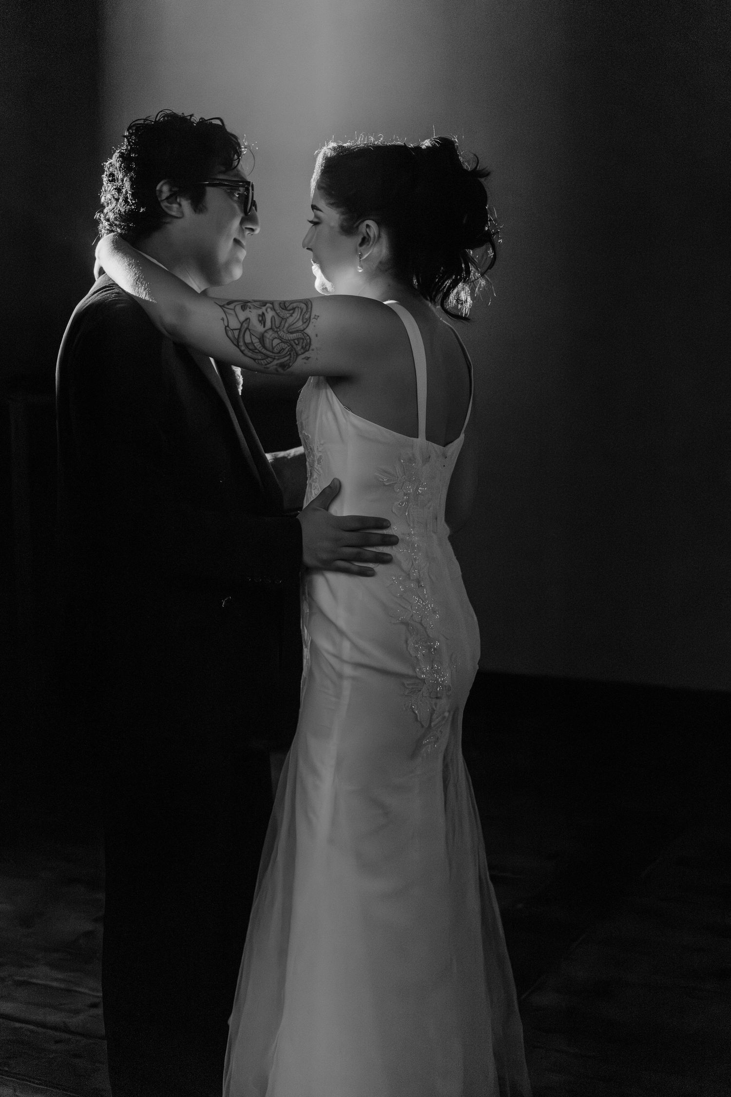 Nashville Wedding photographer, Tennessee Wedding photographer, Venue Maxwell Room Nashville, Nicky's coal fire venue, Nashville, TN