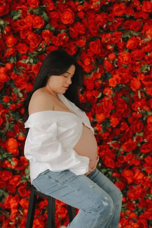 Bright, dreamy, timeless images capturing love, connection, tiny details, and the beautiful seasons of family life in Las Vegas.