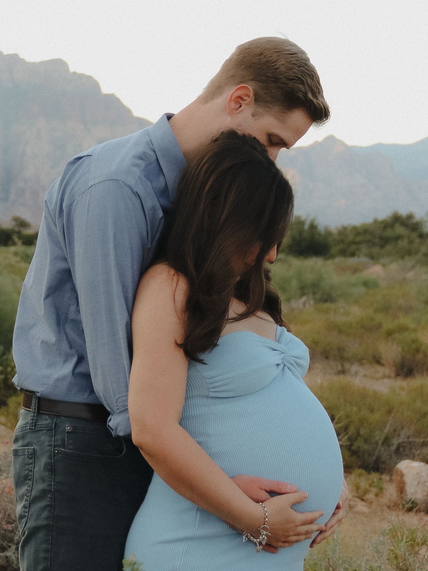 Bright, dreamy, timeless images capturing love, connection, tiny details, and the beautiful seasons of family life in Las Vegas.