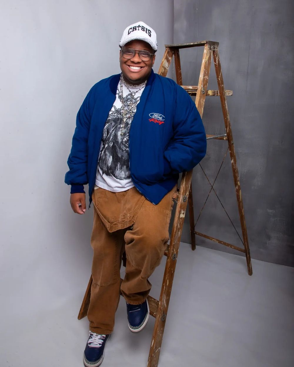 Senior photographer in Jackson, TN; Photographer near me; Photography Studio in Jackson, TN