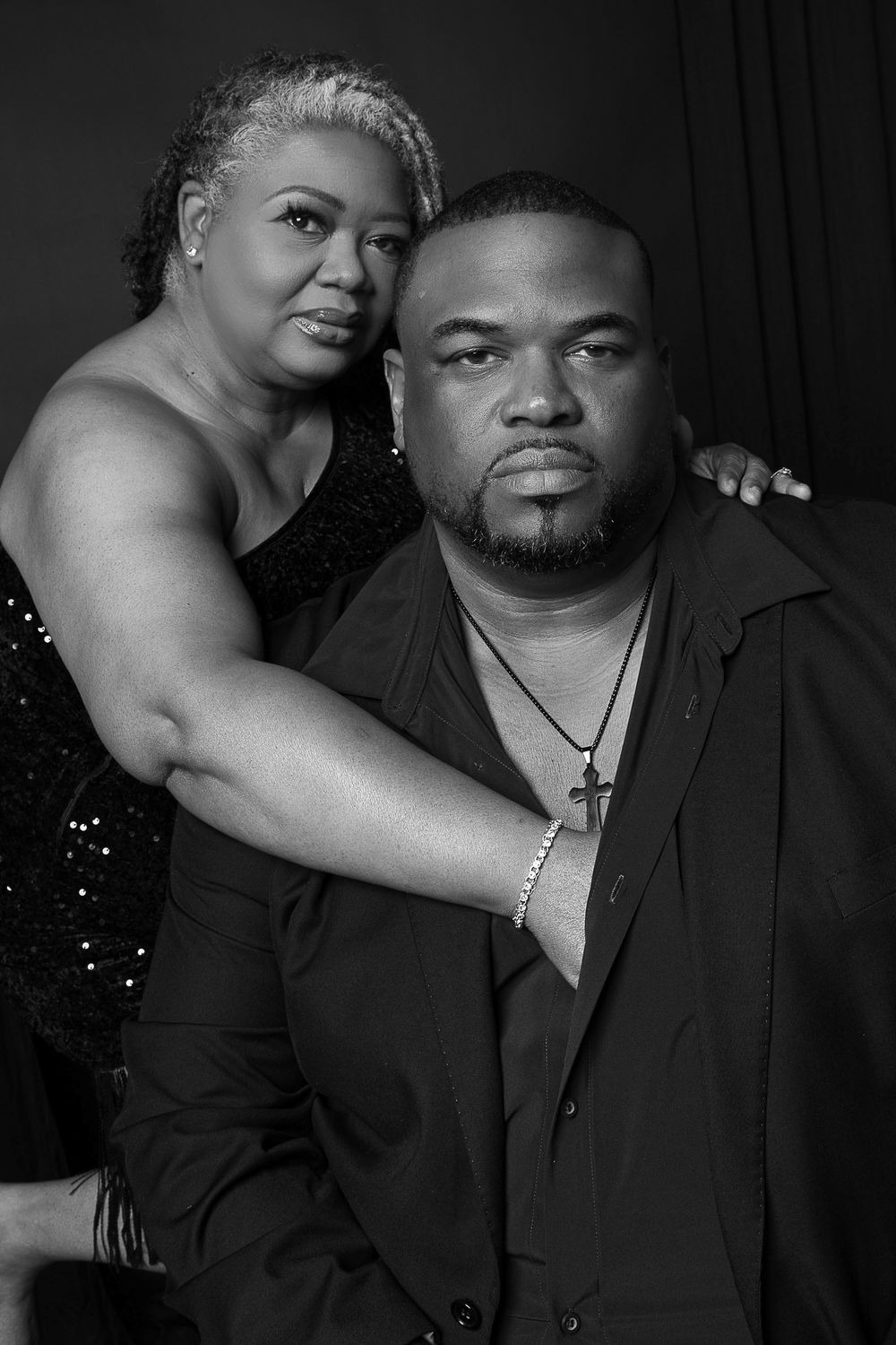 Couples photographer in Jackson, TN; Photographer near me; Photography Studio in Jackson, TN