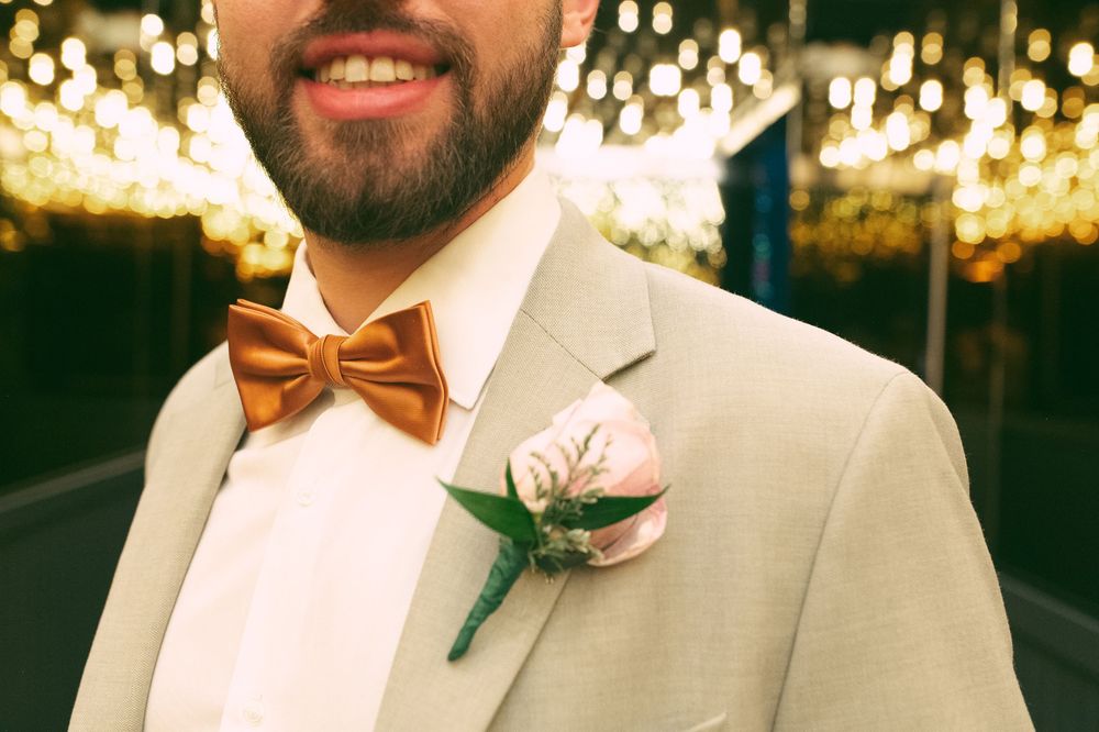 Vintage Vegas elopement photographer and super 8 videographer