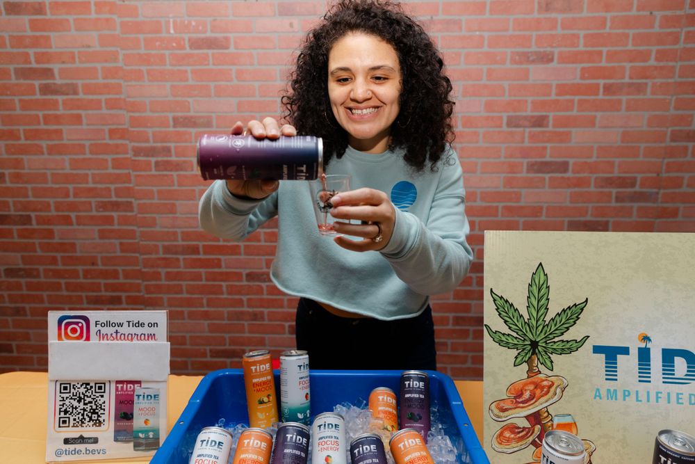 High & Dry Festival event coverage at Coastal Creative for wellness and lifestyle brands in St. Pete by Jordan Torelli photography