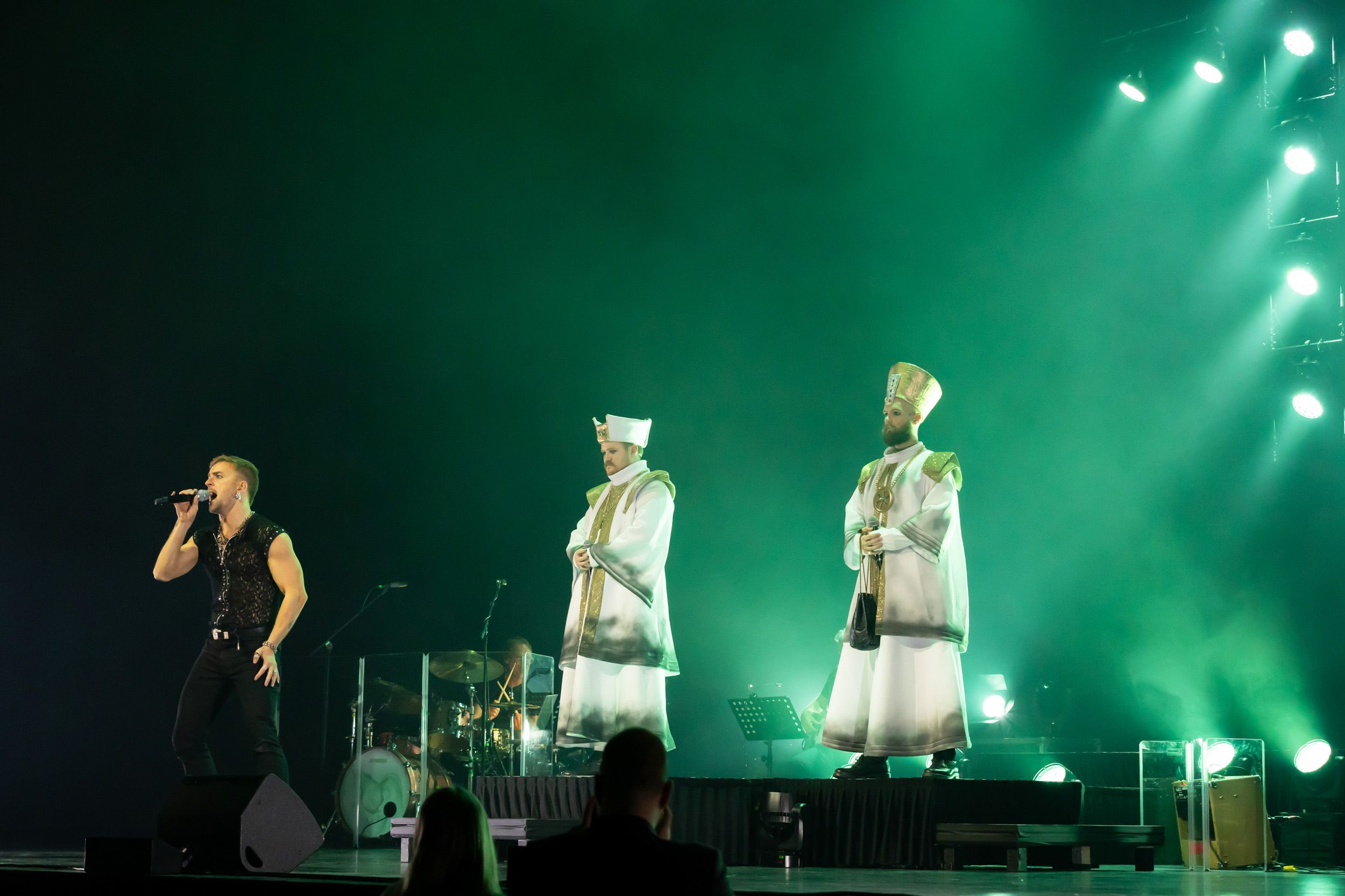 Jesus Christ Superstar av Tocca Entertainment I Linköping Konsert och Kongress. Judas, Kaiafas och Hannas.