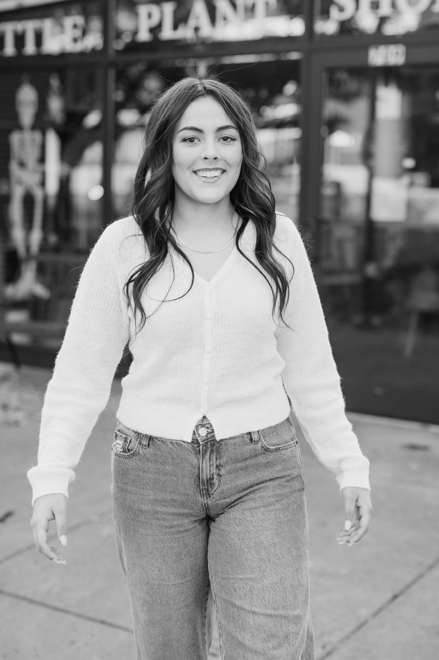 Urban senior pictures in The Parkway, Richland