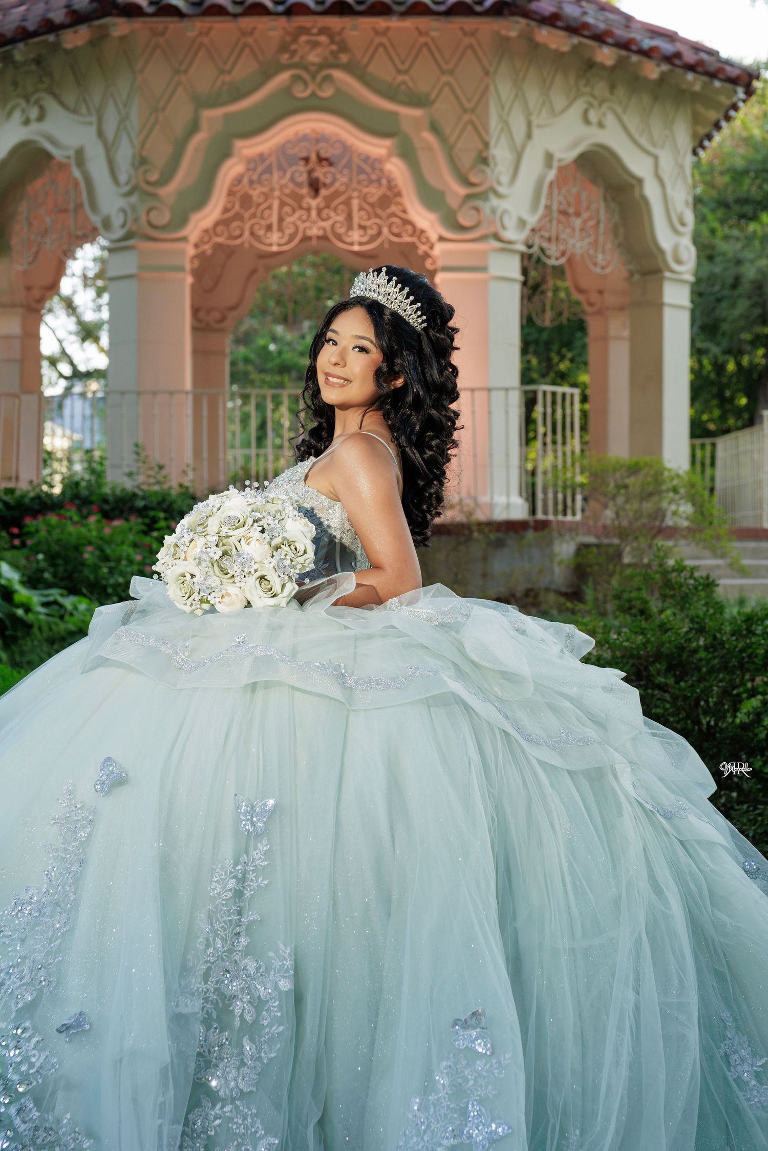Quinceañeras, Weddings, corporate events, family Photography ande video. Dallas TX 469-386-2555 Bilingual (Spanish & English)