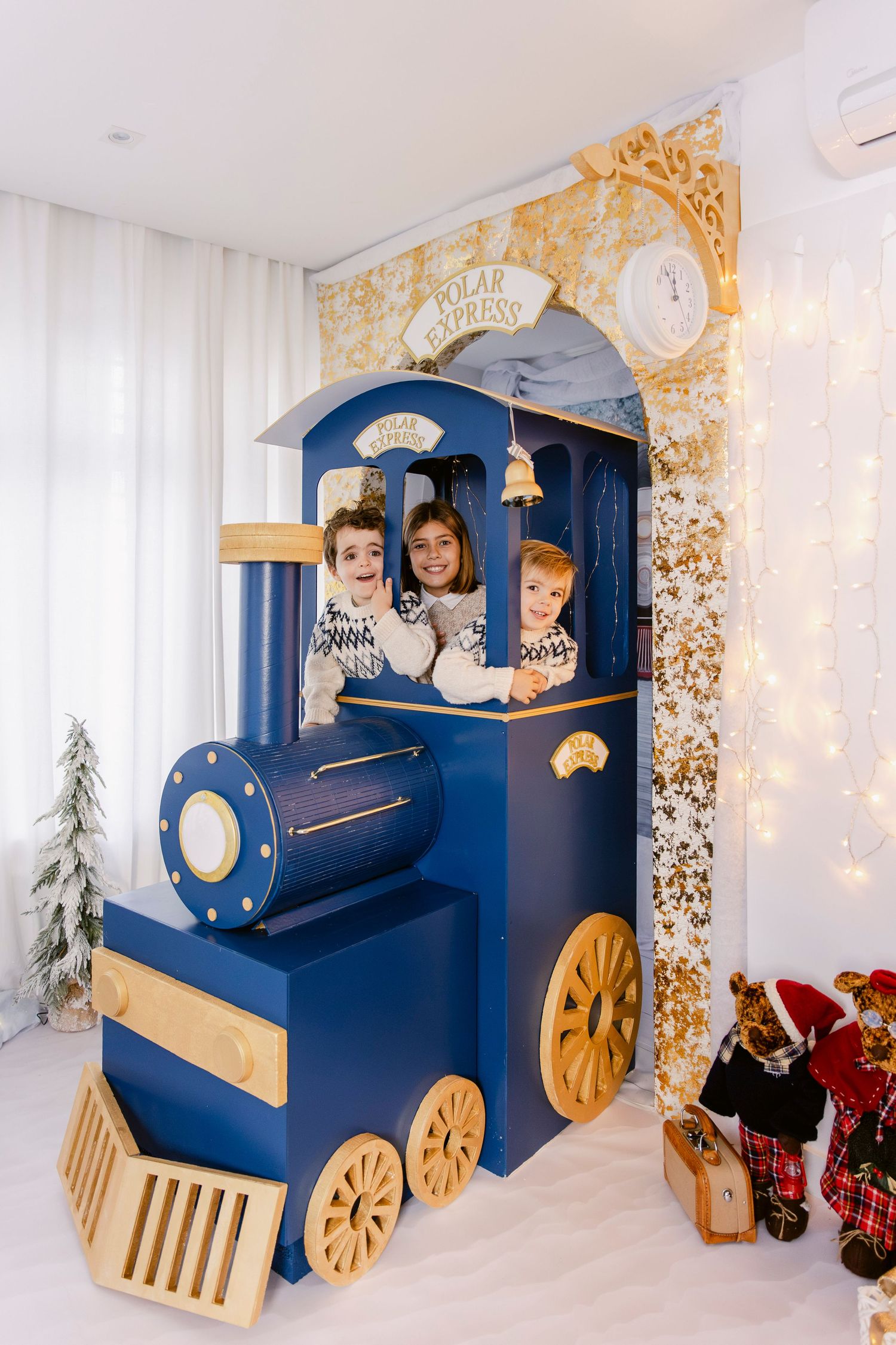 Sessões de Natal 2025 a bordo do Polar Express rumo ao Polo Norte; Sessão de Natal Bem vindos ao Polo Norte a bordo do Polar Express Queijas