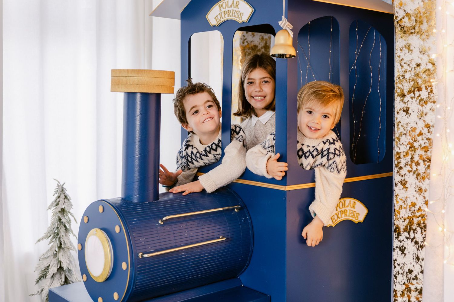 Sessões de Natal 2025 a bordo do Polar Express rumo ao Polo Norte; Sessão de Natal Bem vindos ao Polo Norte a bordo do Polar Express Queijas
