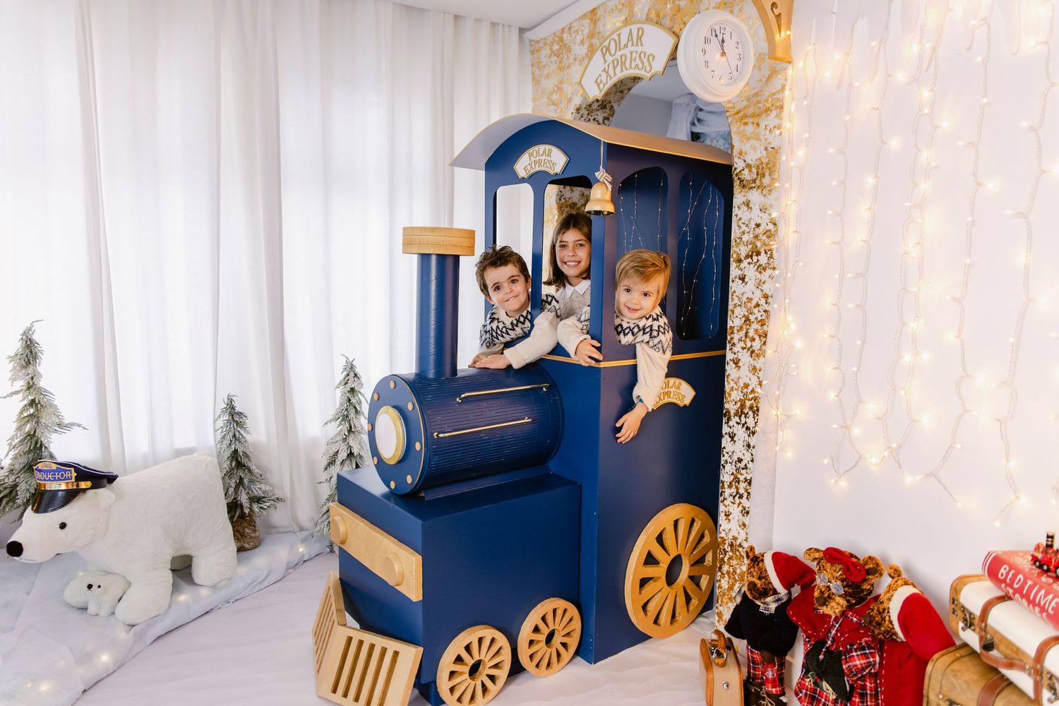 Sessões de Natal 2025 a bordo do Polar Express rumo ao Polo Norte; Sessão de Natal Bem vindos ao Polo Norte a bordo do Polar Express Queijas