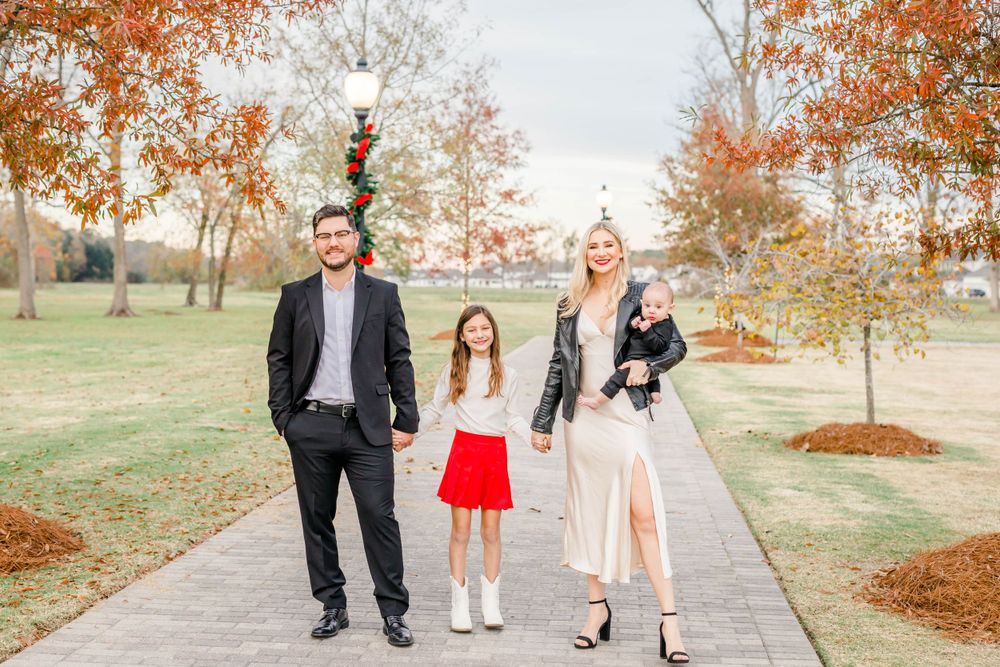 Guadamud simple and clean Christmas mini session