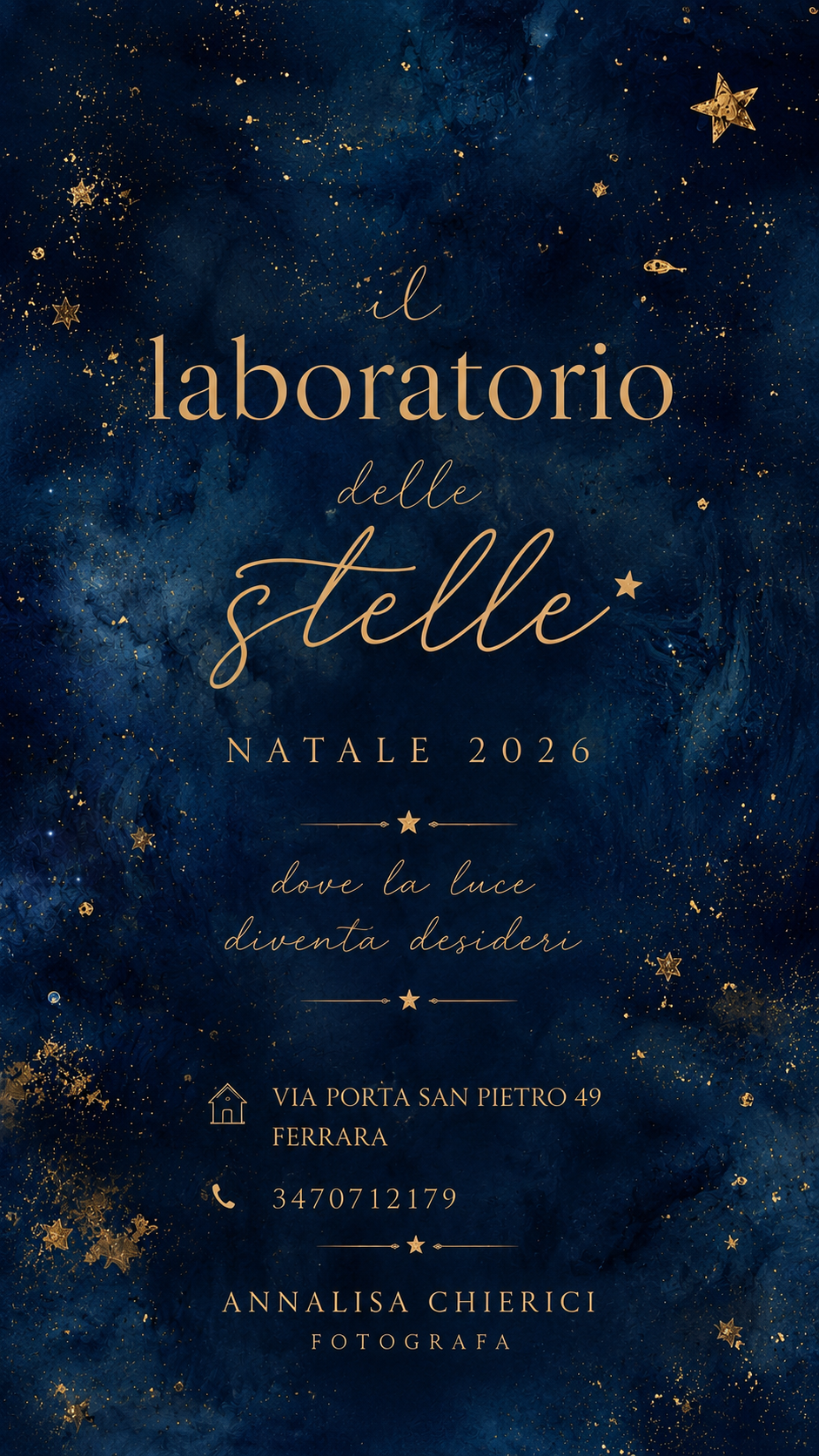 Dark blue starry night Christmas photography studio poster for Il Laboratorio delle Stelle, Natale 2026, Ferrara.